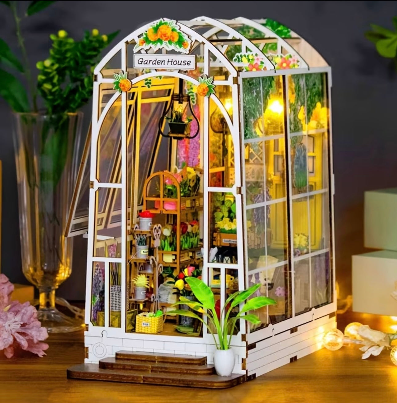 Book Nook - Garden House